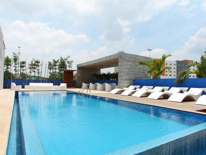 One Villahermosa 2000 Exterior photo